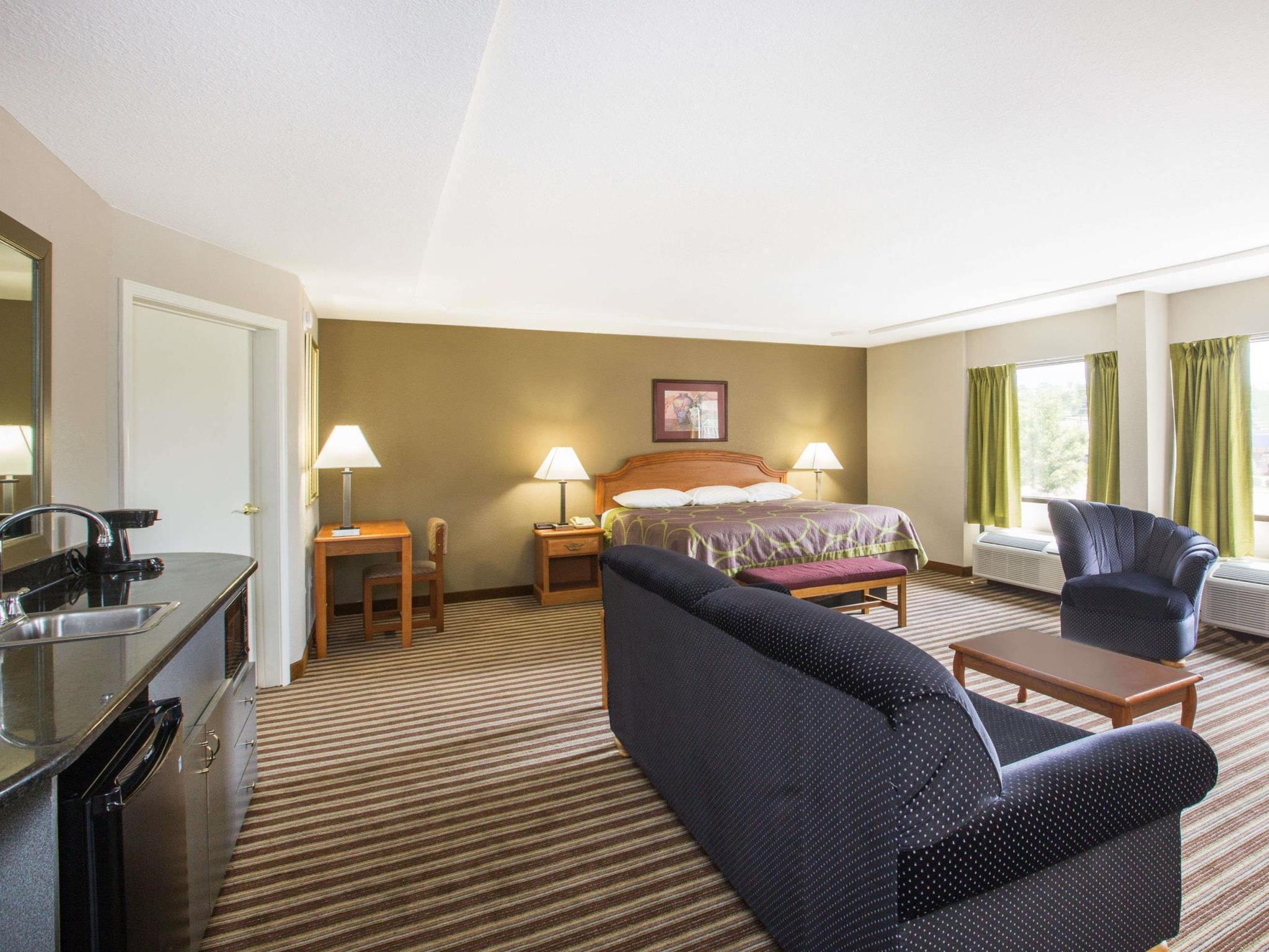 Super 8 By Wyndham Oxford Hotel Exterior photo